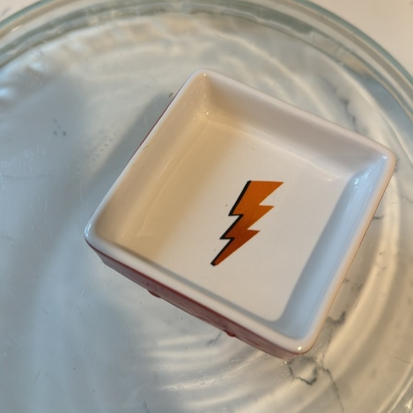 Disney Radiator Springs Lightening McQueen Box Letter L NWT - Picture 6 of 7